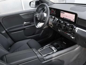 Mercedes GLB 200 — photo 3