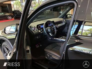 Mercedes GLB 220 — photo 2