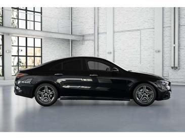 Mercedes CLA 200 AMG Line — photo 5