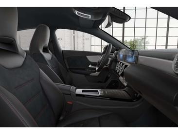 Mercedes CLA 200 AMG Line — photo 9