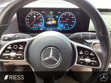 Mercedes EQC 400 — photo 6