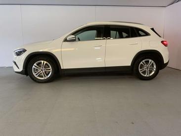 Mercedes GLA 200 — photo 2