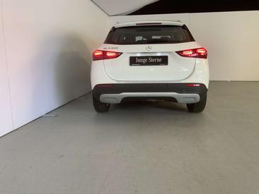 Mercedes GLA 200 — photo 5