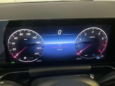 Mercedes GLA 200 — photo 10