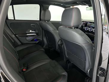 Mercedes GLA 220 AMG Line — photo 25