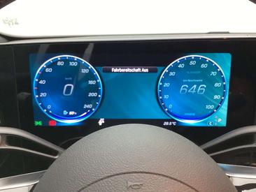 Mercedes CLA 350 — photo 11