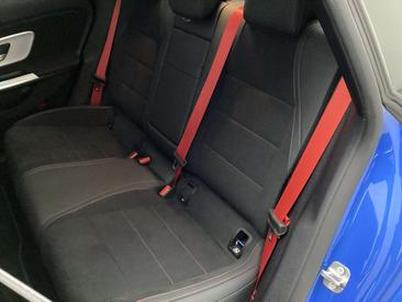 Mercedes CLA 350 — photo 15