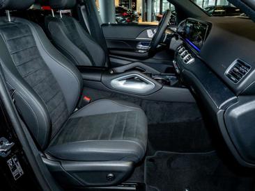 Mercedes GLE 350 Night Edition — photo 10