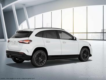 Mercedes GLA 200 AMG Line — photo 10