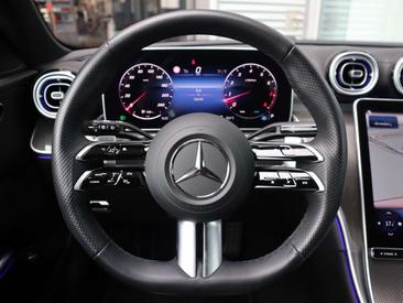 Mercedes Classe C 200 AMG Line — photo 14