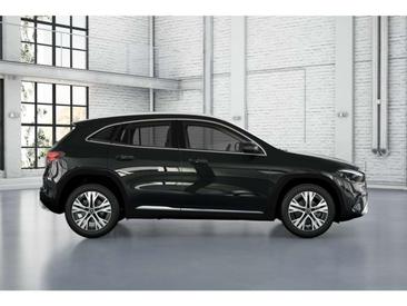 Mercedes GLA 180 — photo 5