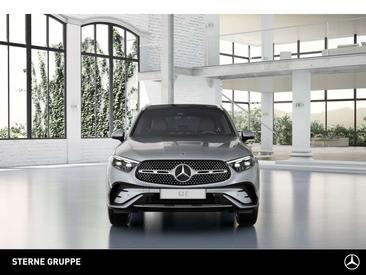 Mercedes GLC 300 — photo 11