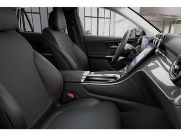 Mercedes GLC 300 Avantgarde — photo 8