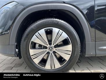 Mercedes EQB 300 Progressive — photo 18
