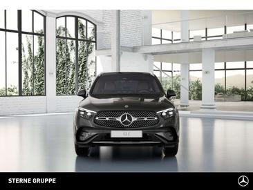 Mercedes GLC 300 — photo 11