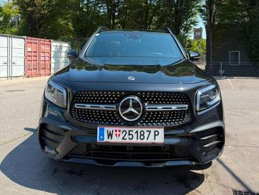 Mercedes GLB 200 AMG Line — photo 3