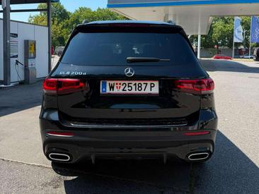 Mercedes GLB 200 AMG Line — photo 5