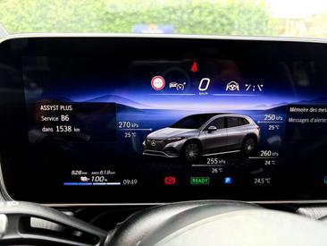 Mercedes EQS 450+ AMG Line — photo 34