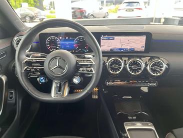 Mercedes CLA 35 AMG 35 — photo 10