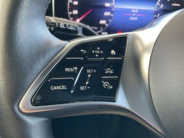 Mercedes GLC 300 Avantgarde — photo 14