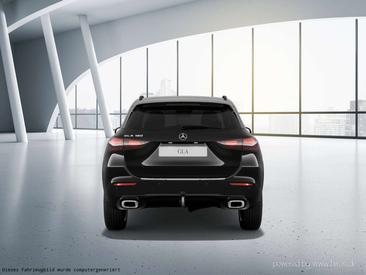 Mercedes GLA 180 — photo 4