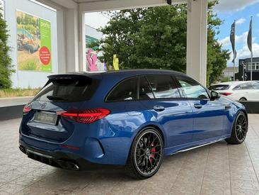 Mercedes Classe C63 AMG 63 Night Edition — photo 4