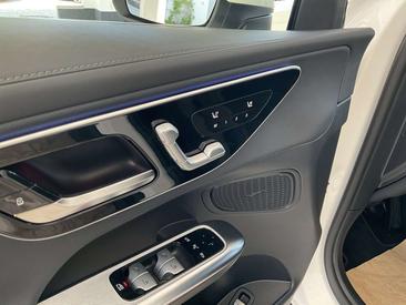 Mercedes GLC 300 Avantgarde — photo 22
