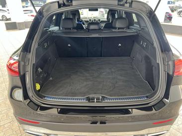 Mercedes GLC 200 Avantgarde — photo 20