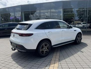 Mercedes EQC 400 AMG Line — photo 3
