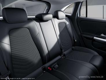 Mercedes GLA 200 Night Edition — photo 7