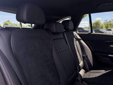 Mercedes Classe C 200 AMG Line — photo 17