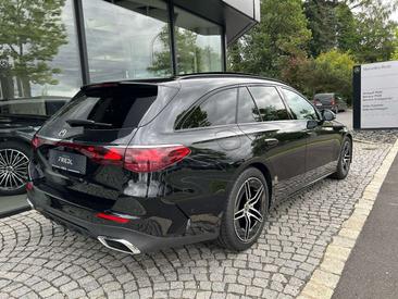Mercedes Classe E 220 Night Edition — photo 6