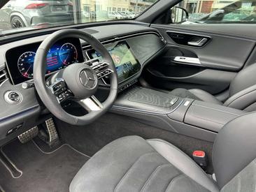 Mercedes Classe E 220 Night Edition — photo 9