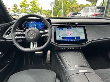Mercedes Classe E 220 Night Edition — photo 10