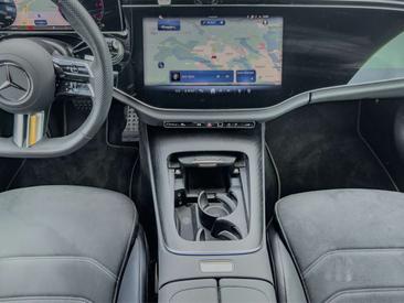 Mercedes Classe E Break 200 AMG Line — photo 15