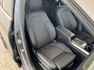 Mercedes GLA 200 — photo 11
