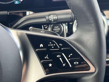 Mercedes GLA 200 — photo 14