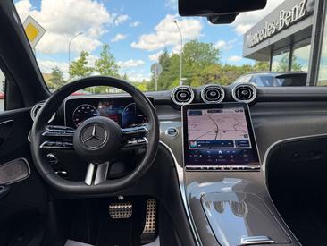 Mercedes GLC 300 Night Edition — photo 9