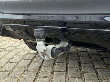 Mercedes GLC 300 AMG Line — photo 20