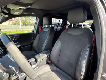 Mercedes GLB 35 AMG 35 — photo 10