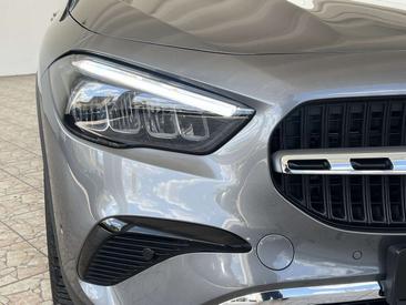 Mercedes GLA 200 — photo 29