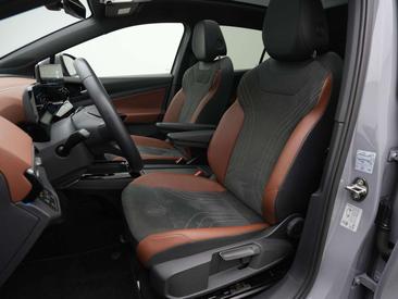 Volkswagen ID.4 Pro — photo 6