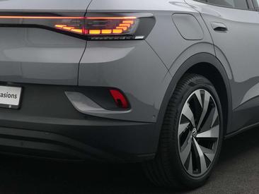 Volkswagen ID.4 Pro — photo 11