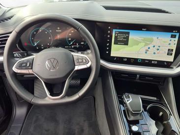 Volkswagen Touareg TDI 4Motion — photo 7