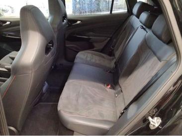 Volkswagen ID.4 GTX 4Motion — photo 6