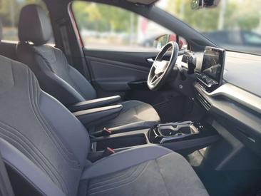 Volkswagen ID.5 Pro Performance — photo 9