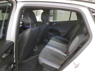 Volkswagen ID.5 Pro Performance — photo 7