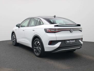 Volkswagen ID.5 Pro — photo 2