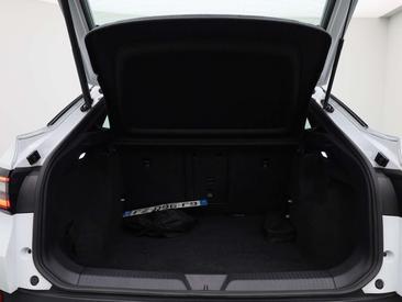 Volkswagen ID.5 Pro — photo 13