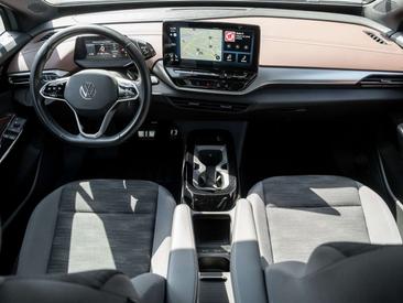 Volkswagen ID.5 Pro — photo 9